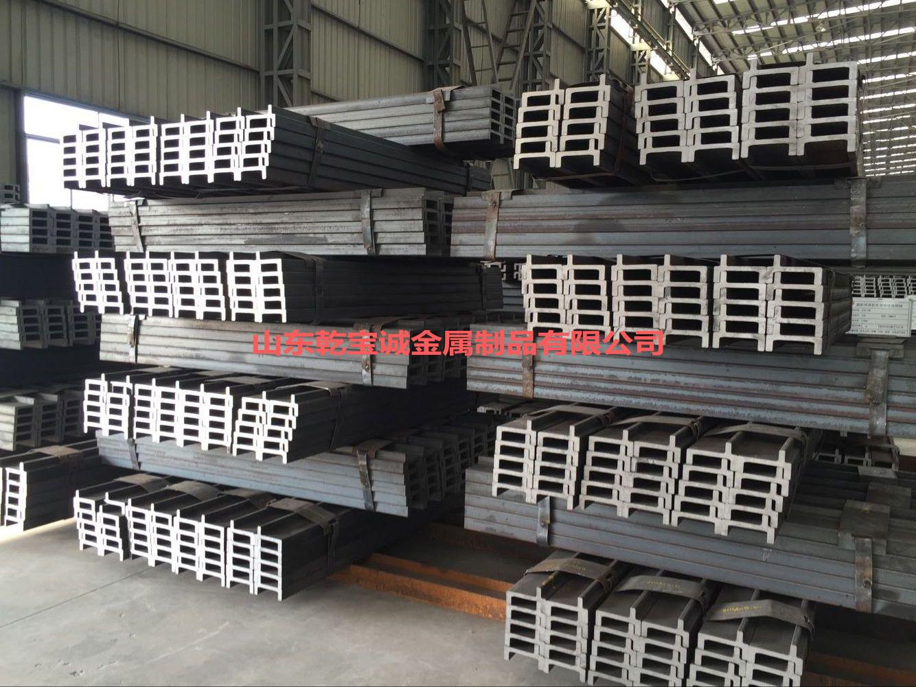 门架槽钢极度温度和湿度变化的工作环境