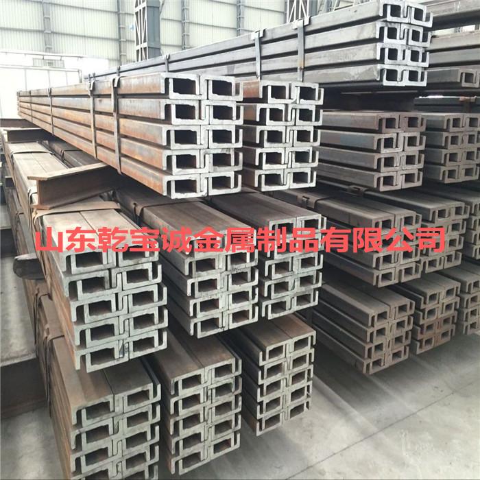 导轨式升降机10吨液压升降货梯安装小知识