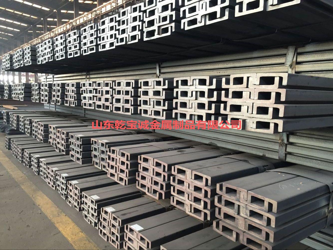 叉车门架槽钢系统是影响叉车效率、稳定性的关键因素；