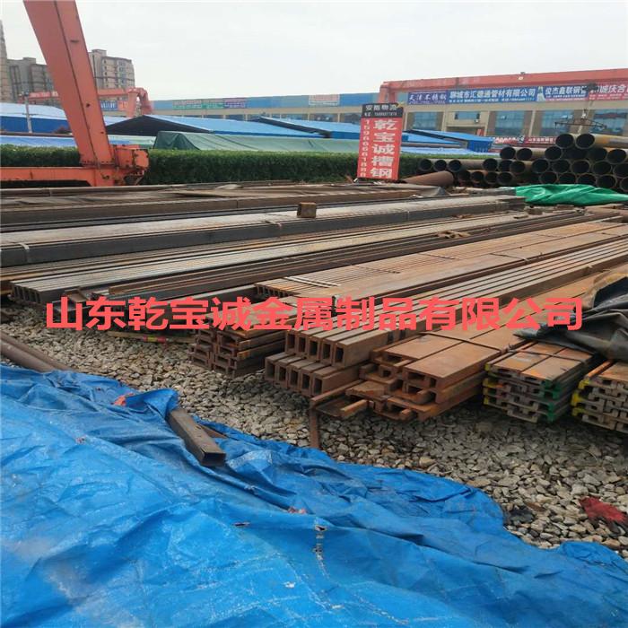 进口型材多为热轧成型产品发达国家的轧制工艺先进型材外形，尺寸精度和表面质量