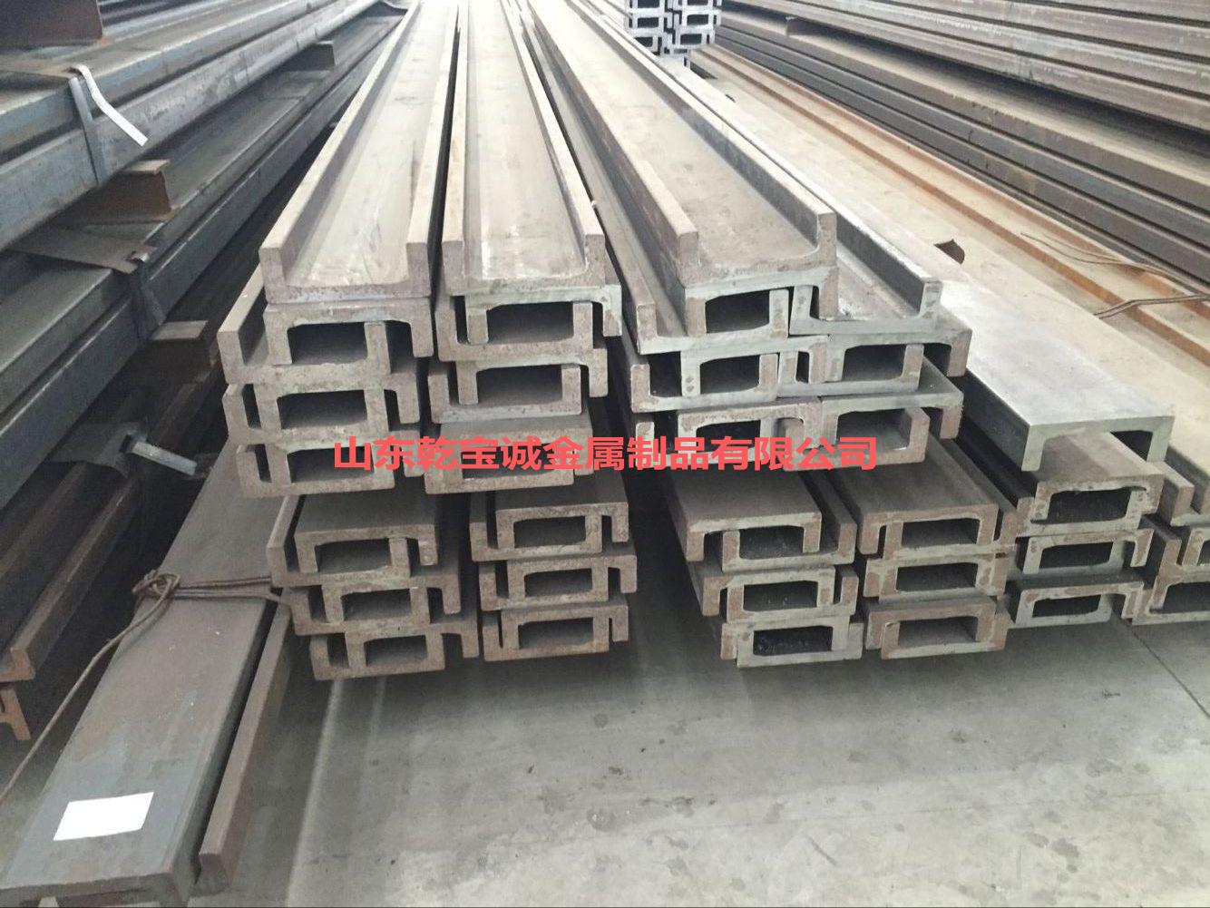 叉车门架槽钢系统的结构特点、受力特点