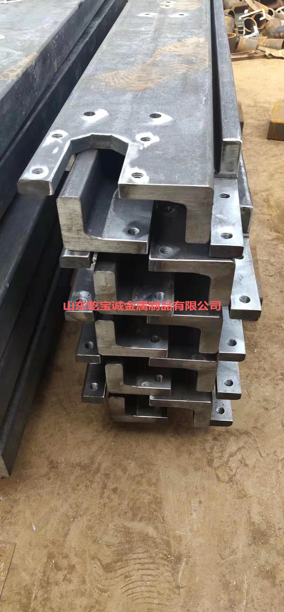 25C叉车门架槽钢规格表